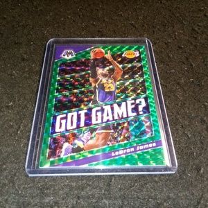 Lebron James mosaic prism green lakers card